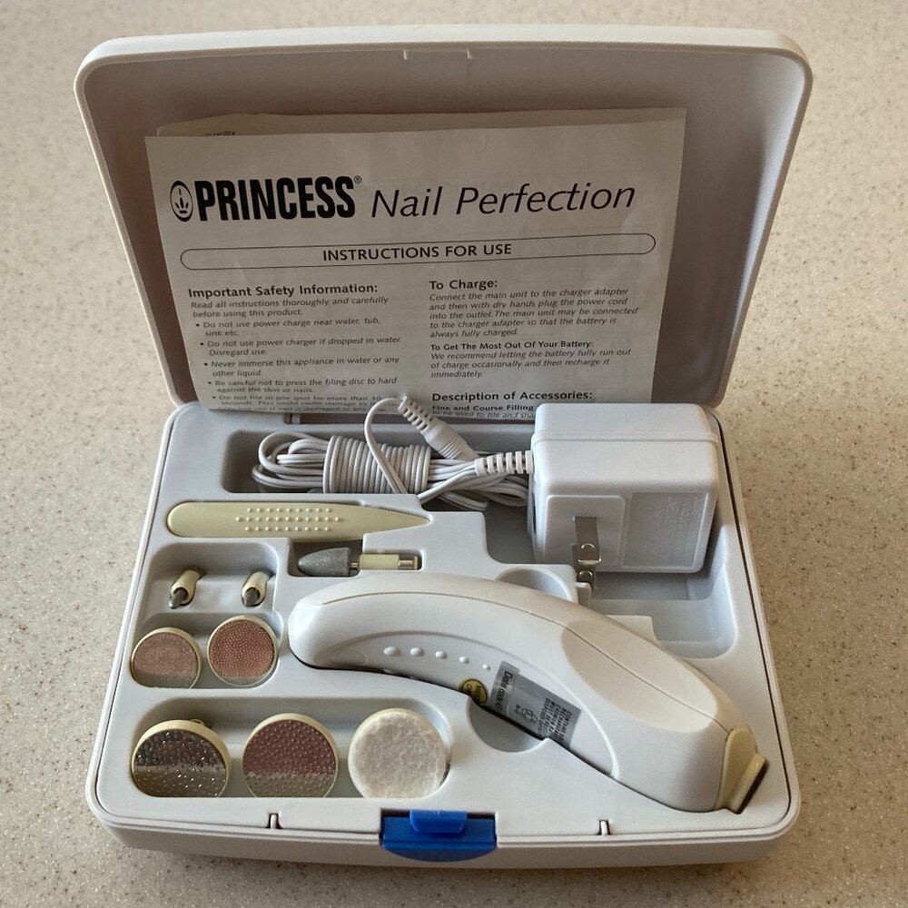 Electric Manicure Pedicure Personal Kit Vintage NOS
